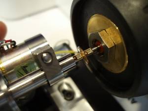 Figure 7b: Slide ASI dive shaft onto microscope’s fine focus shaft
